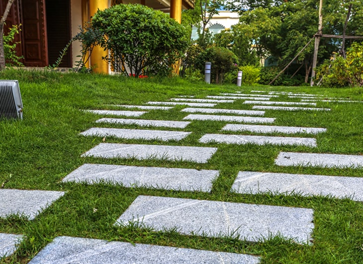 Cara Menata Batu Alam dalam Pembuatan Taman
